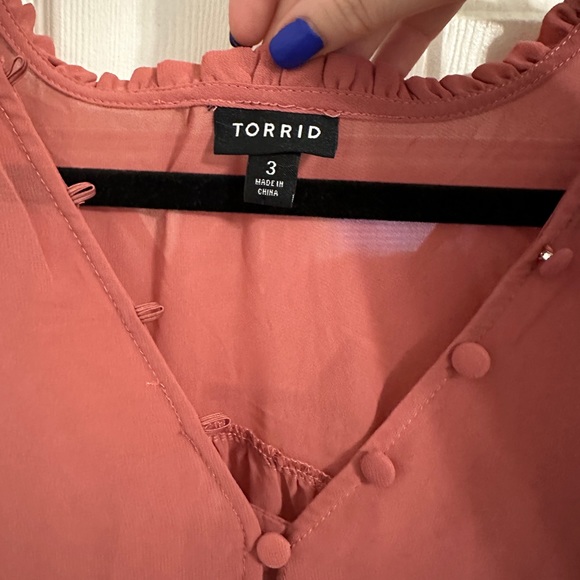 Torrid 3 Sheer Mauve Button Blouse - Picture 4 of 4